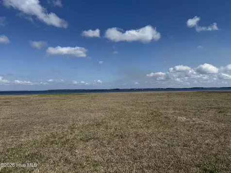 220 Pungo Shores Drive Belhaven NC 27810