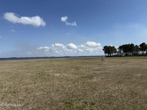 220 Pungo Shores Drive Belhaven NC 27810