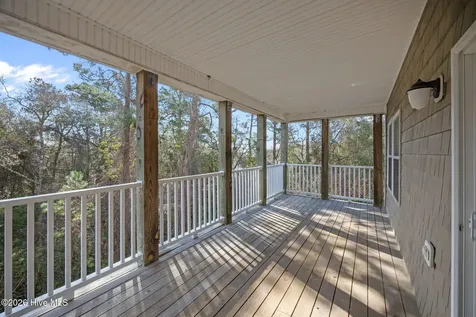 200 Lighthouse Lane Cedar Point NC 28584