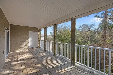 200 Lighthouse Lane Cedar Point NC 28584