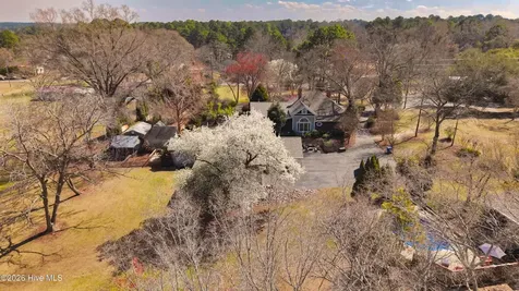 200 Cameron Avenue Vass NC 28394