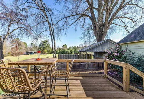 200 Cameron Avenue Vass NC 28394