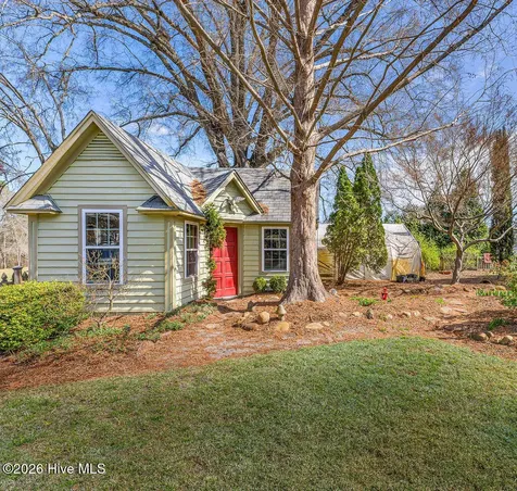 200 Cameron Avenue Vass NC 28394