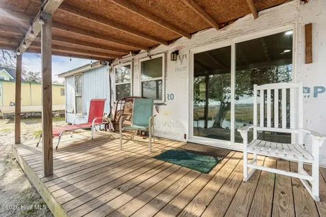 484 Little Kinston Road Surf City NC 28445