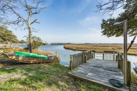 484 Little Kinston Road Surf City NC 28445