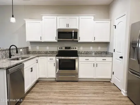 12 Catalina Circle Swansboro NC 28584