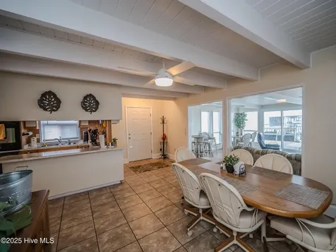 3002 Canal Cove Road Lake Waccamaw NC 28450