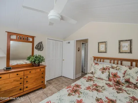 3002 Canal Cove Road Lake Waccamaw NC 28450