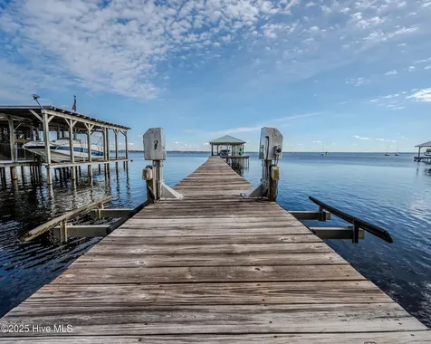 3002 Canal Cove Road Lake Waccamaw NC 28450