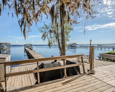 3002 Canal Cove Road Lake Waccamaw NC 28450