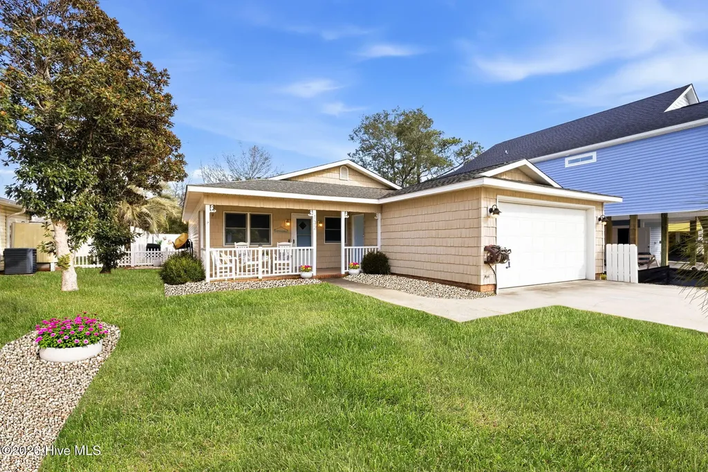 132 NE 32nd Street Oak Island NC 28465
