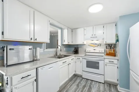 132 NE 32nd Street Oak Island NC 28465