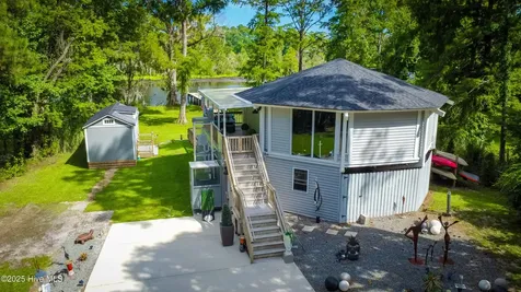 210 Gangplank Road New Bern NC 28562