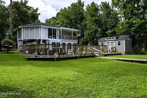 210 Gangplank Road New Bern NC 28562