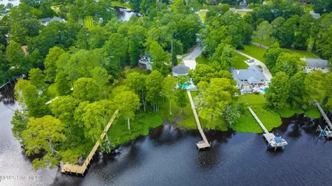 210 Gangplank Road New Bern NC 28562