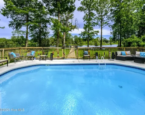 210 Gangplank Road New Bern NC 28562
