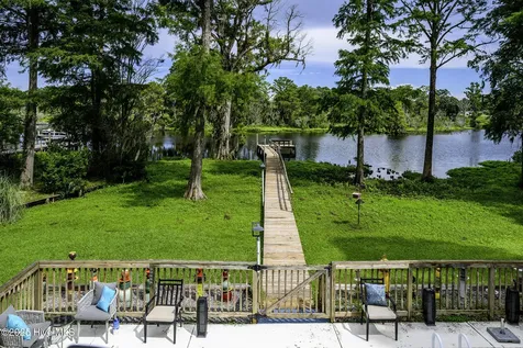 210 Gangplank Road New Bern NC 28562