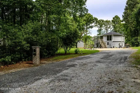 210 Gangplank Road New Bern NC 28562