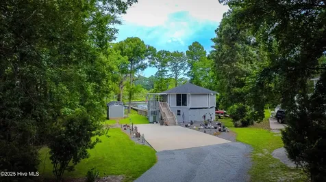 210 Gangplank Road New Bern NC 28562