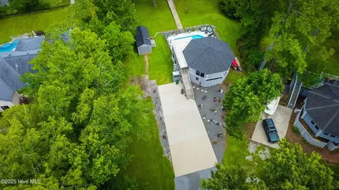 210 Gangplank Road New Bern NC 28562