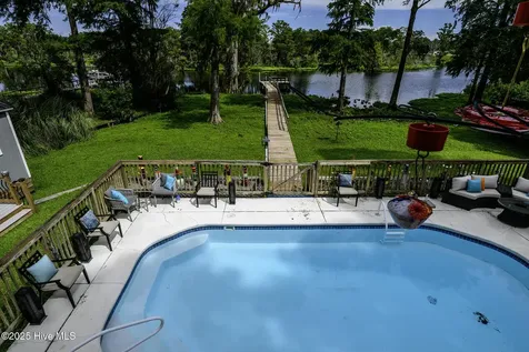 210 Gangplank Road New Bern NC 28562