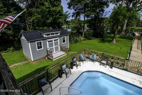 210 Gangplank Road New Bern NC 28562