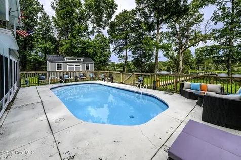 210 Gangplank Road New Bern NC 28562