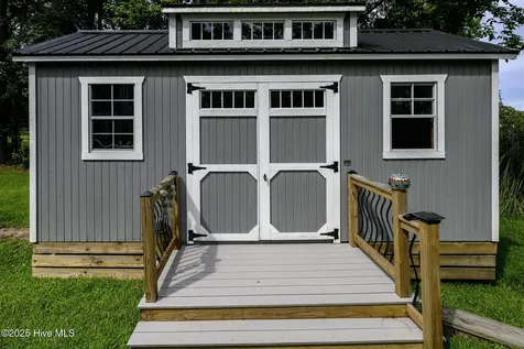 210 Gangplank Road New Bern NC 28562