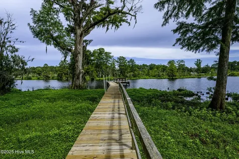 210 Gangplank Road New Bern NC 28562