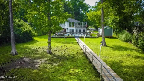 210 Gangplank Road New Bern NC 28562