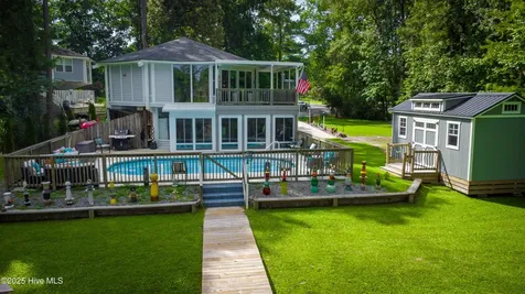 210 Gangplank Road New Bern NC 28562