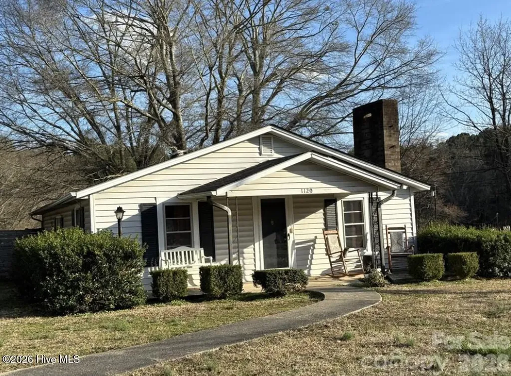 1120 N Main Street Troy NC 27371