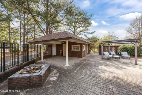 2875 Drake Mallard Drive Grimesland NC 27837