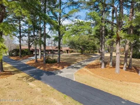 2875 Drake Mallard Drive Grimesland NC 27837