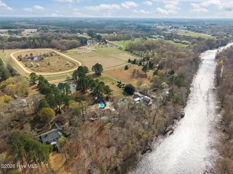 2875 Drake Mallard Drive Grimesland NC 27837