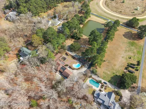 2875 Drake Mallard Drive Grimesland NC 27837