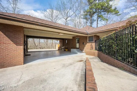 2875 Drake Mallard Drive Grimesland NC 27837