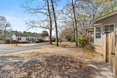 805 Red Lighthouse Lane Wilmington NC 28412