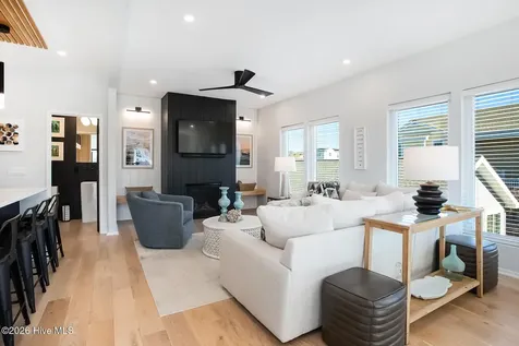 8 E Columbia Street E Wrightsville Beach NC 28480