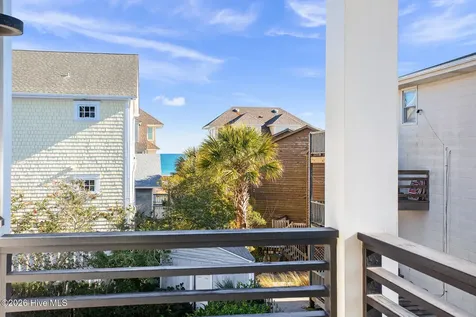 8 E Columbia Street E Wrightsville Beach NC 28480
