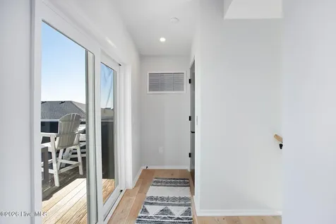 8 E Columbia Street E Wrightsville Beach NC 28480