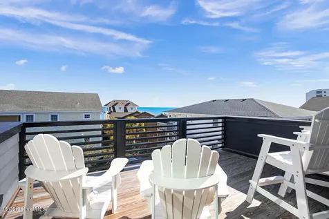 8 E Columbia Street E Wrightsville Beach NC 28480