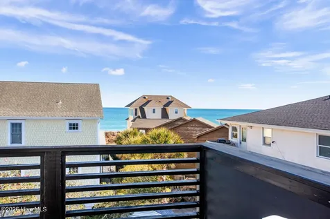 8 E Columbia Street E Wrightsville Beach NC 28480