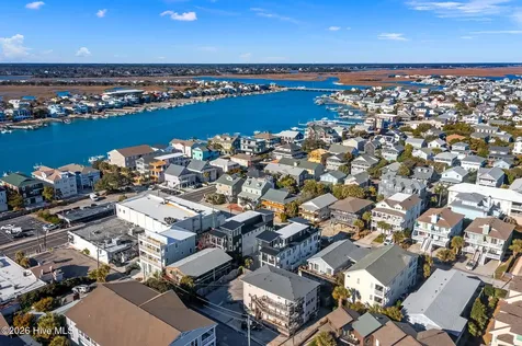 8 E Columbia Street E Wrightsville Beach NC 28480