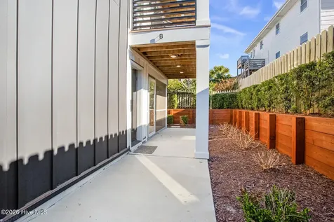 8 E Columbia Street E Wrightsville Beach NC 28480