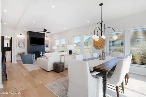 8 E Columbia Street E Wrightsville Beach NC 28480