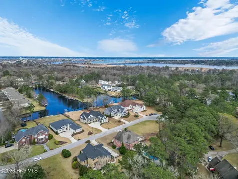 1502 Zurich Place New Bern NC 28562