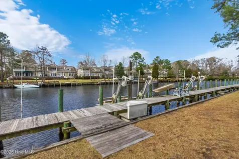 1502 Zurich Place New Bern NC 28562