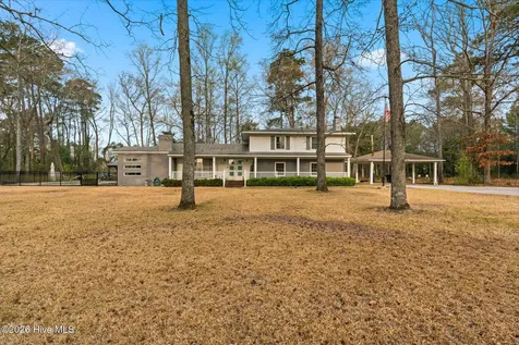 1203 Turnpike Road Laurinburg NC 28352