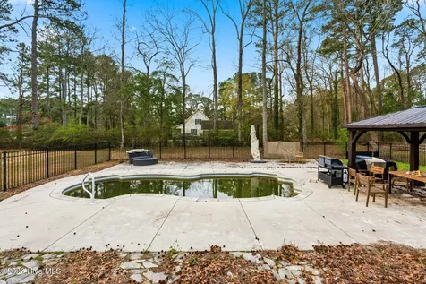 1203 Turnpike Road Laurinburg NC 28352